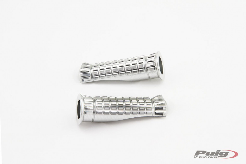 Footpegs without adapters PUIG 9192P R-FIGHTER silver